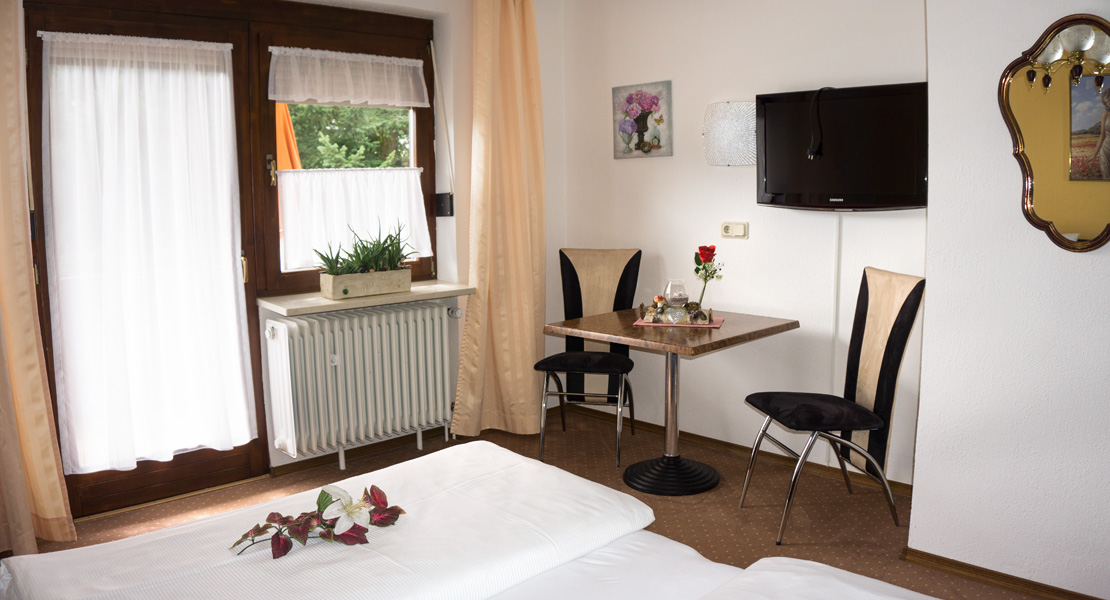 DOPPELZIMMER